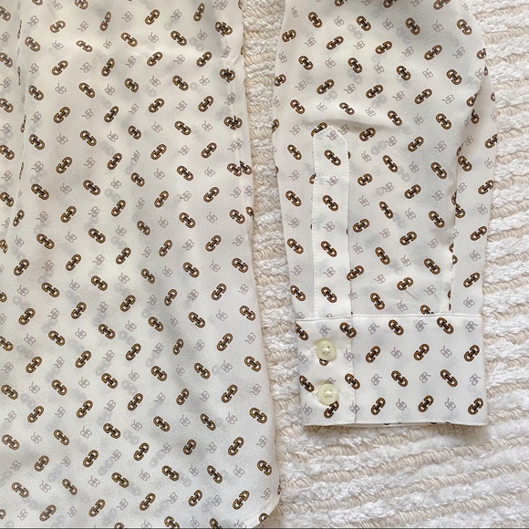 Banana Republic petite monogram silk blouse - Picture 4 of 11
